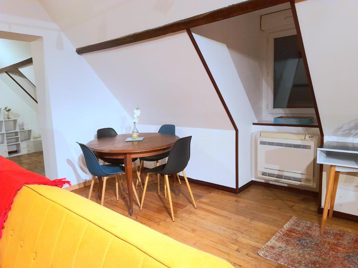 Le Nid D'Hirondelles - Appartement De Caractere Hypercentre Au Calme Bourges Exterior photo